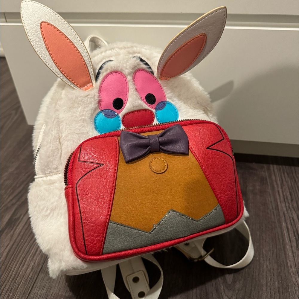 Alice in Wonderland White Rabbit
Loungefly Backpack NWT
